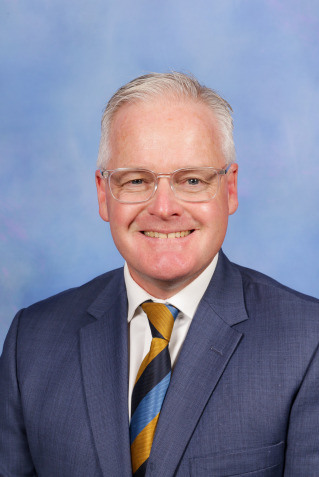 prev-image